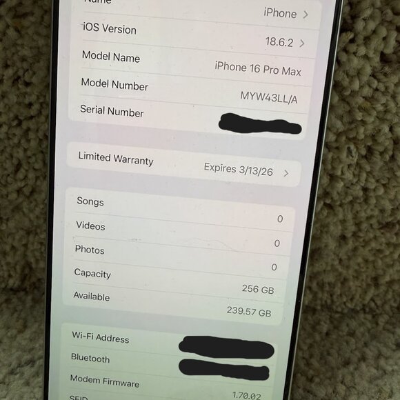 White iphone 16 Pro Max Unlocked - Picture 6 of 6